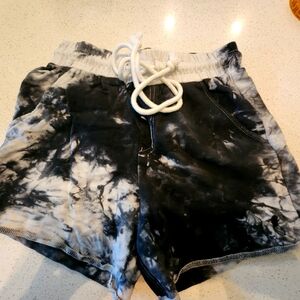 @JJMalibu, athletic shorts, small, black and white